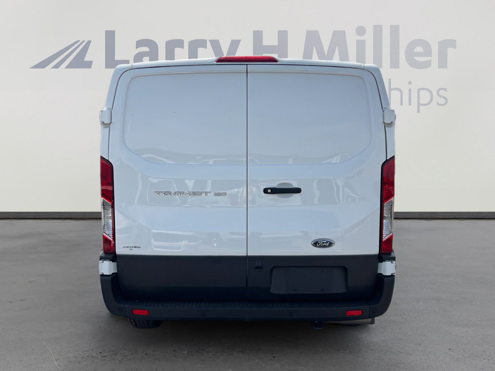 Used 2022 Ford Transit 150 Low Roof w/ Load Area Protection Package image 4