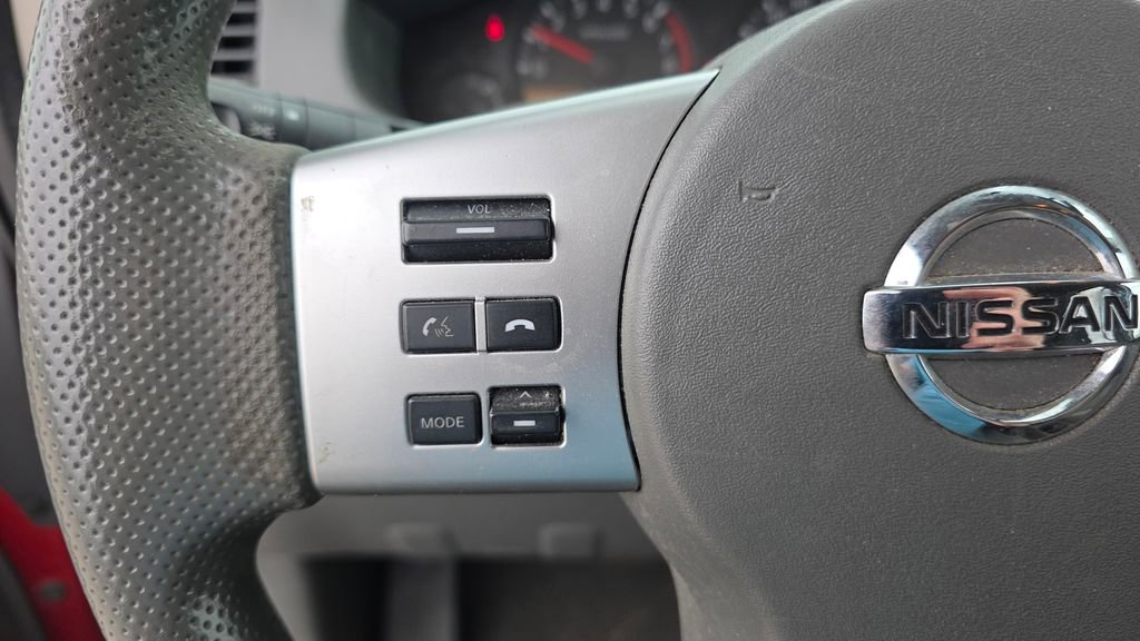 Used 2017 Nissan Frontier SV AWD/4WD image 16