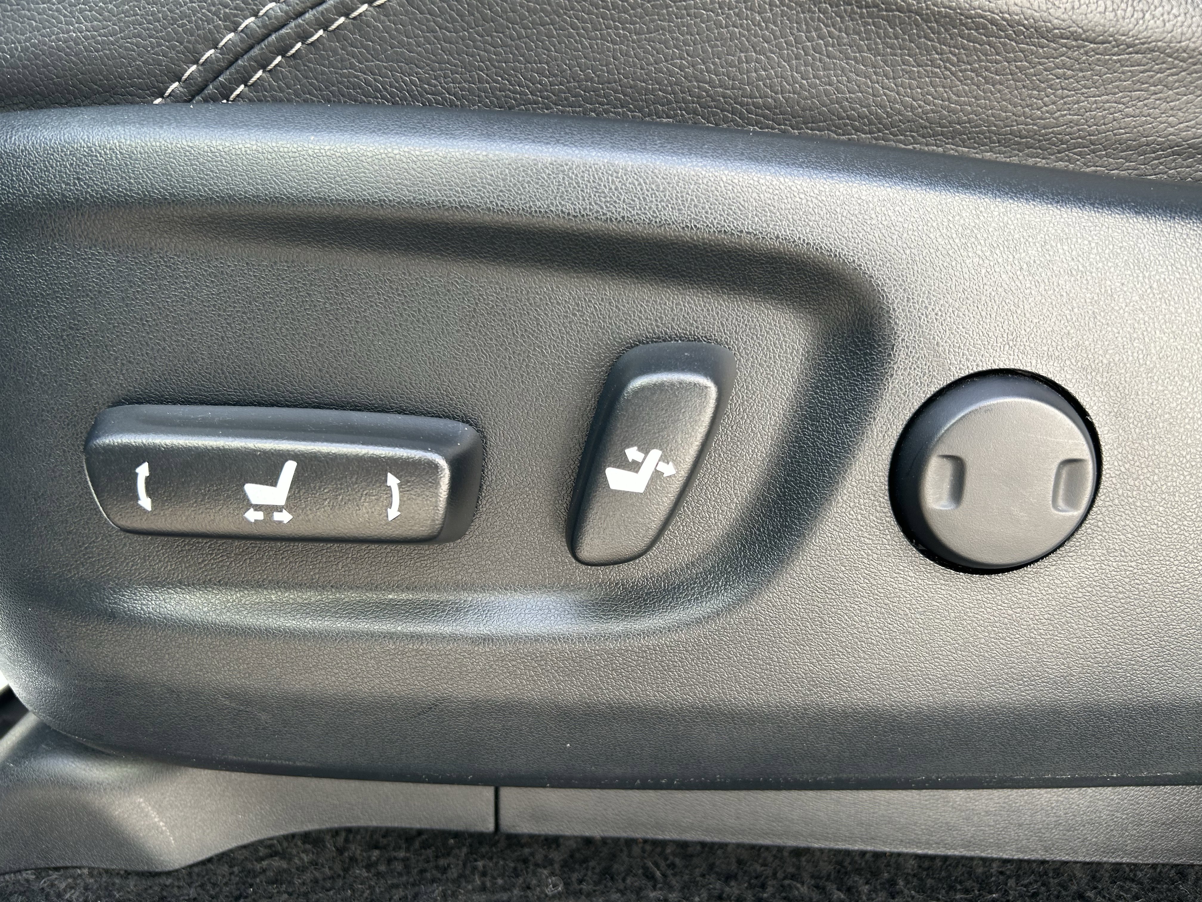 Certified 2023 Toyota 4Runner Limited AWD/4WD image 14