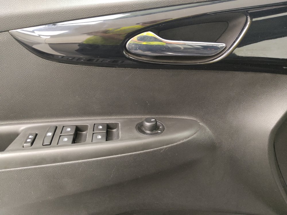 Used 2021 Chevrolet Spark LT w/ Driver Confidence Package FWD image 27