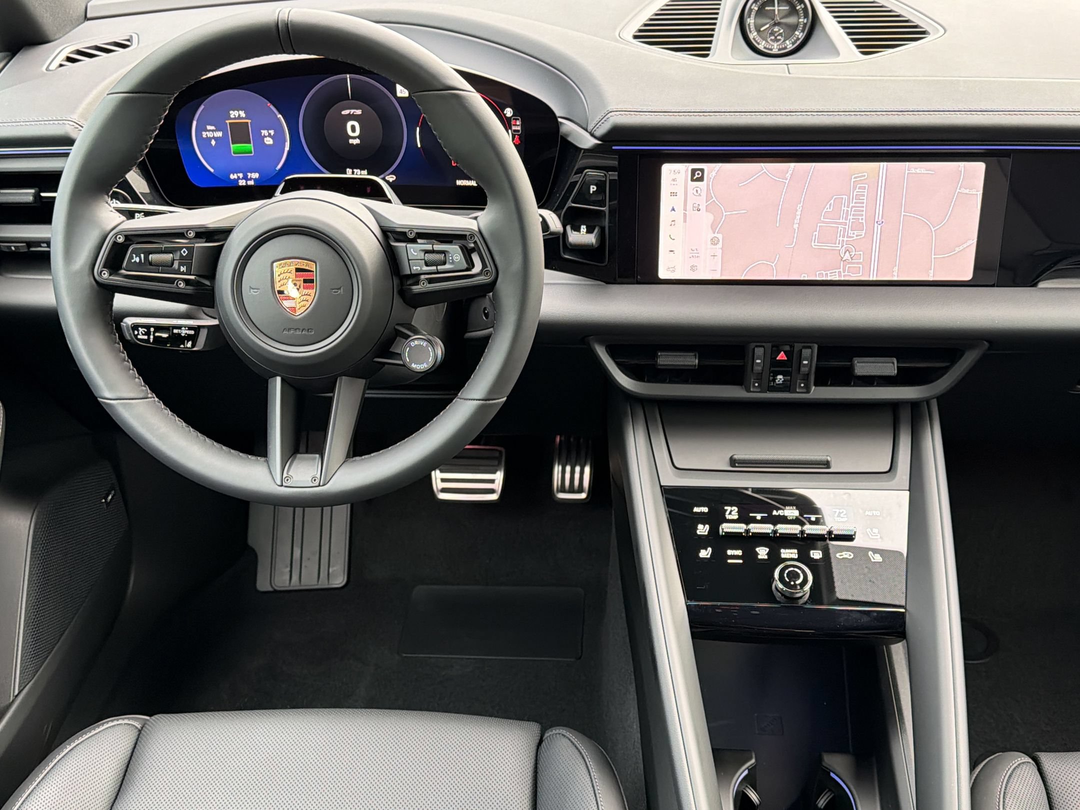 Certified 2026 Porsche Macan GTS Electric AWD/4WD image 27