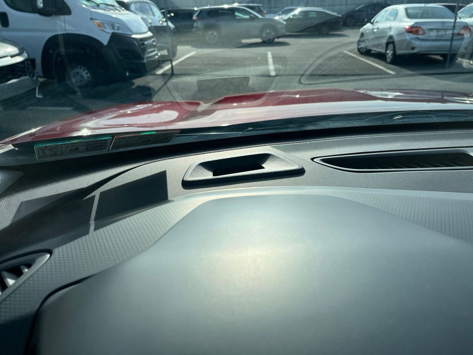 Used 2025 Chevrolet Trax LT w/ LT Convenience Package image 33