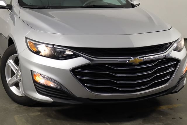 Used 2022 Chevrolet Malibu LS w/ Driver Confidence Package II FWD image 43