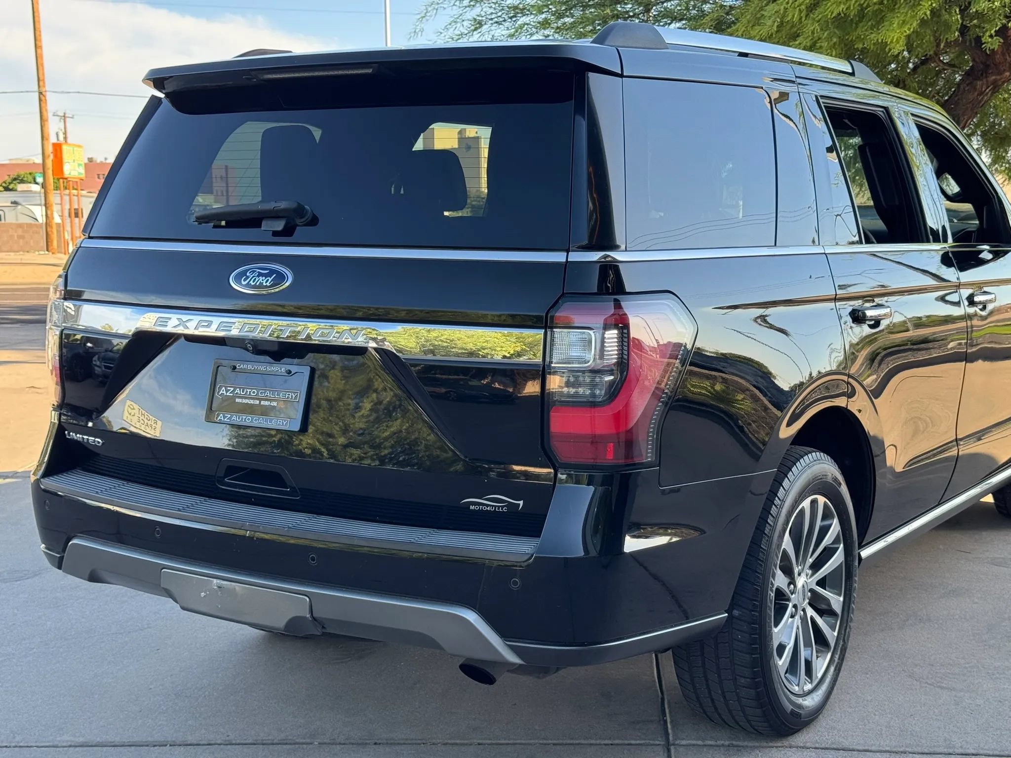 Used 2018 Ford Expedition Limited RWD image 50