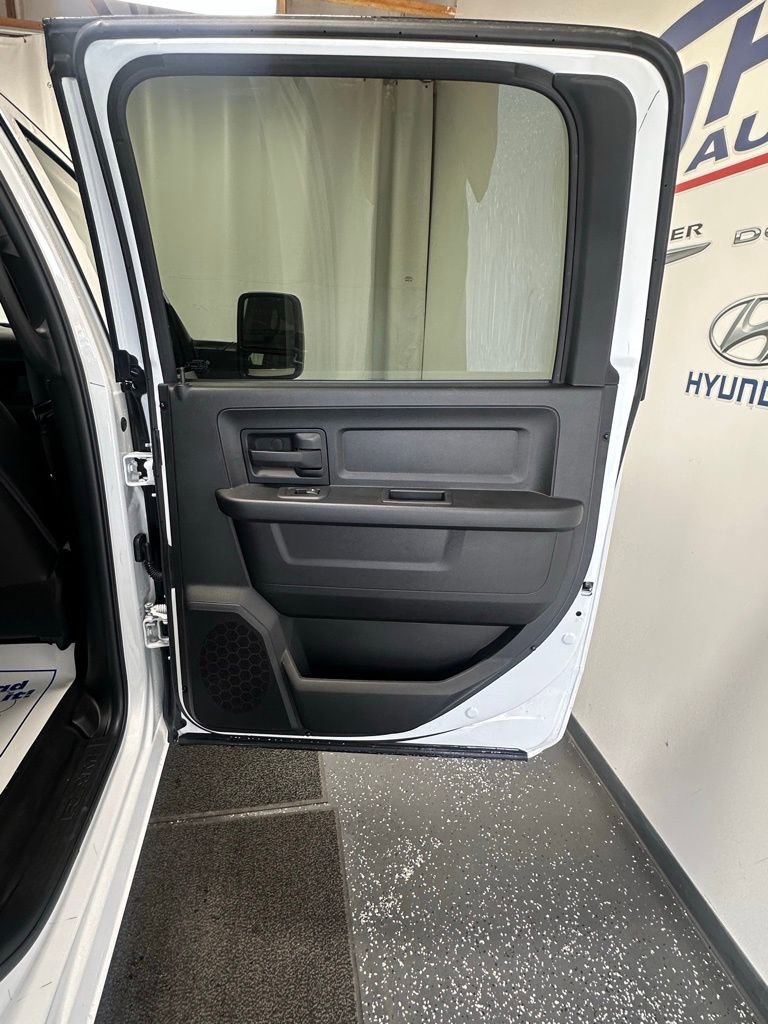 New 2026 RAM 2500 Tradesman w/ Chrome Appearance Group image 19