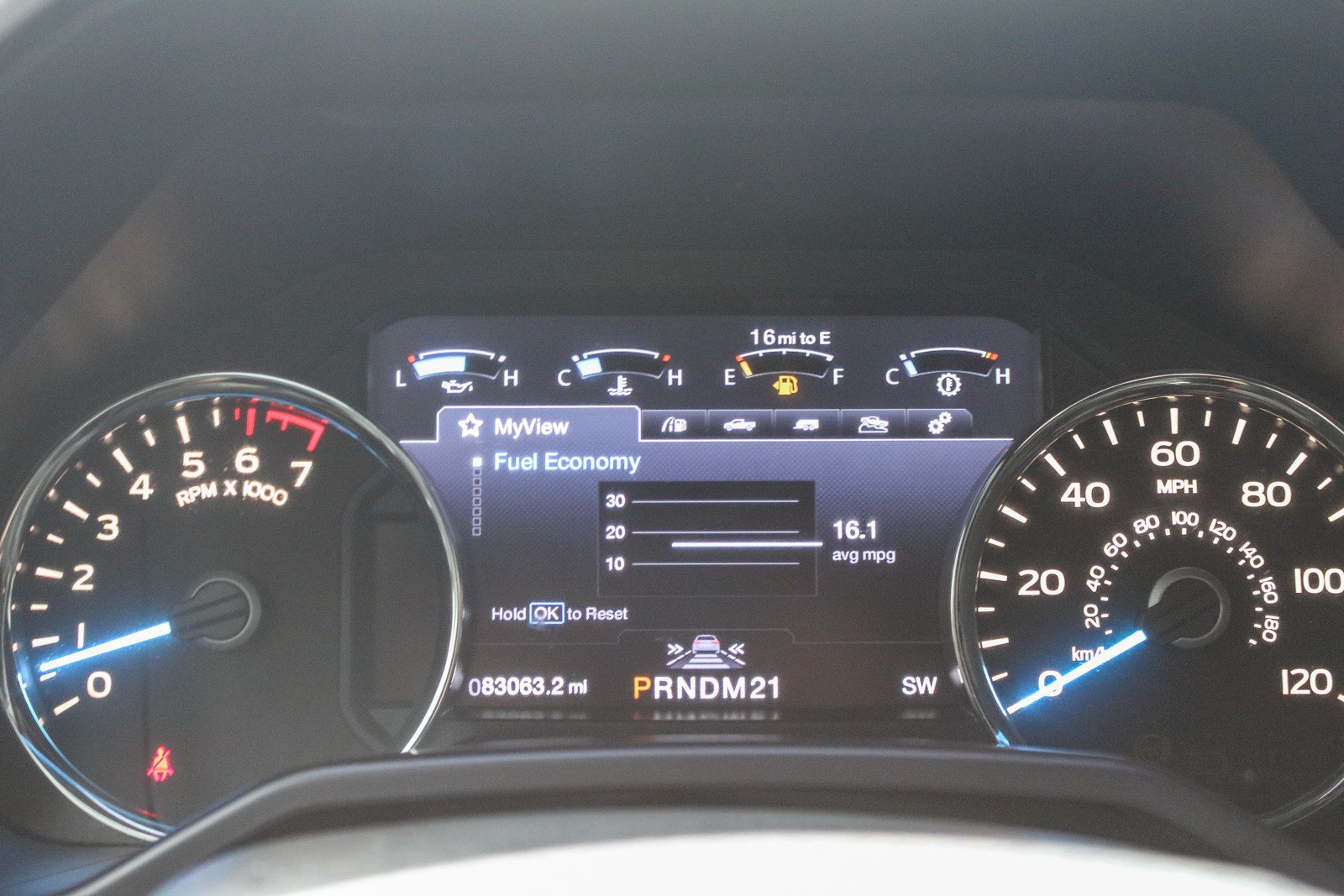 Used 2015 Ford F150 Platinum w/ Equipment Group 701A Luxury AWD/4WD image 25