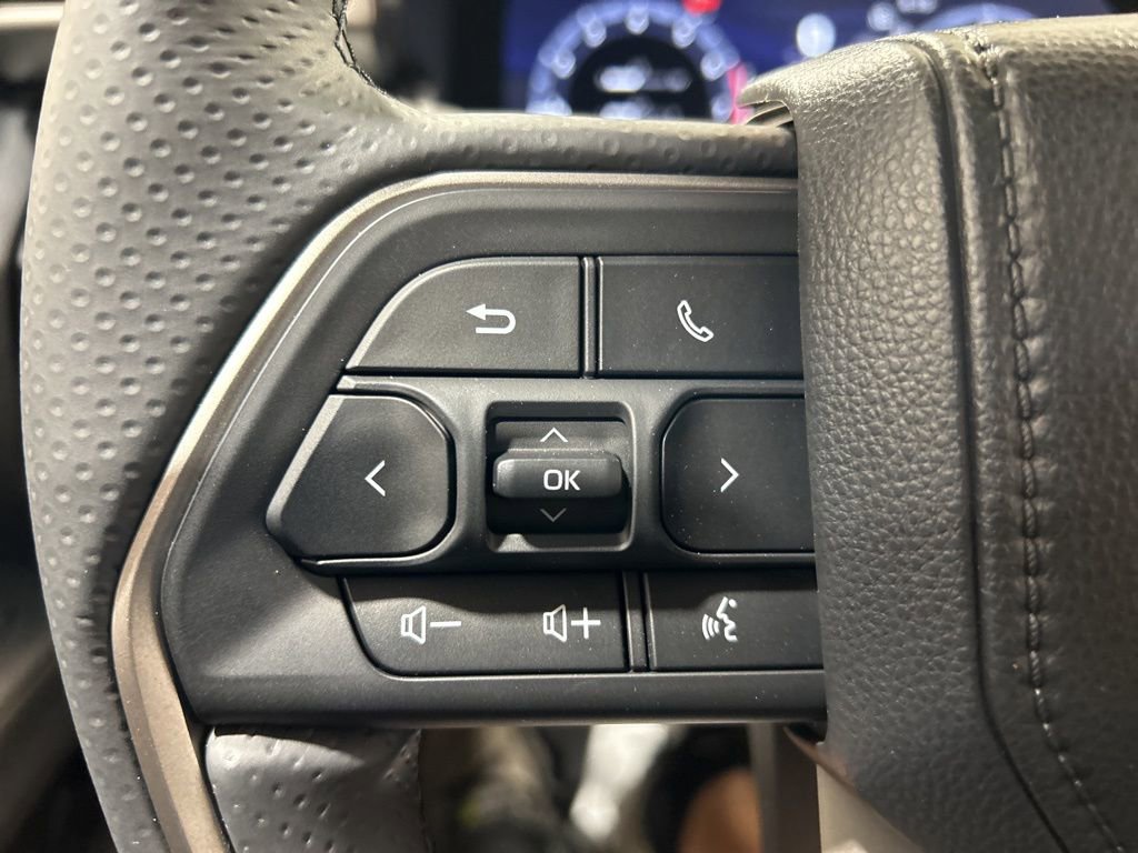 Used 2025 Toyota 4Runner TRD Off-Road image 26