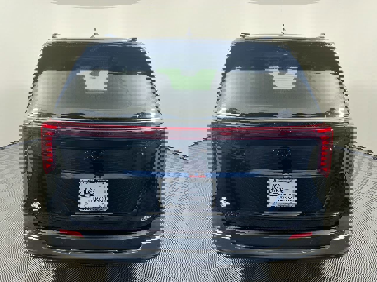 New 2026 Kia Carnival SX w/ SX Dark Edition Package image 4