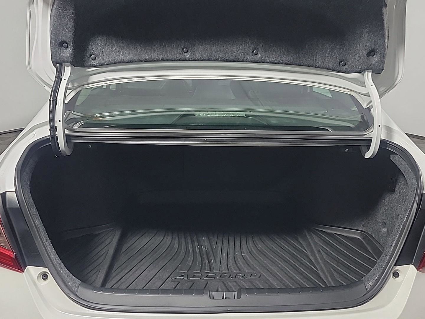 Used 2022 Honda Accord Sport Special Edition image 7