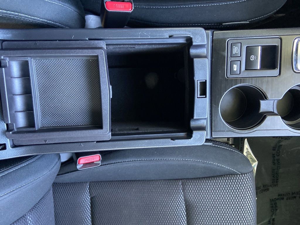 Used 2016 Subaru Outback 2.5i Premium image 28