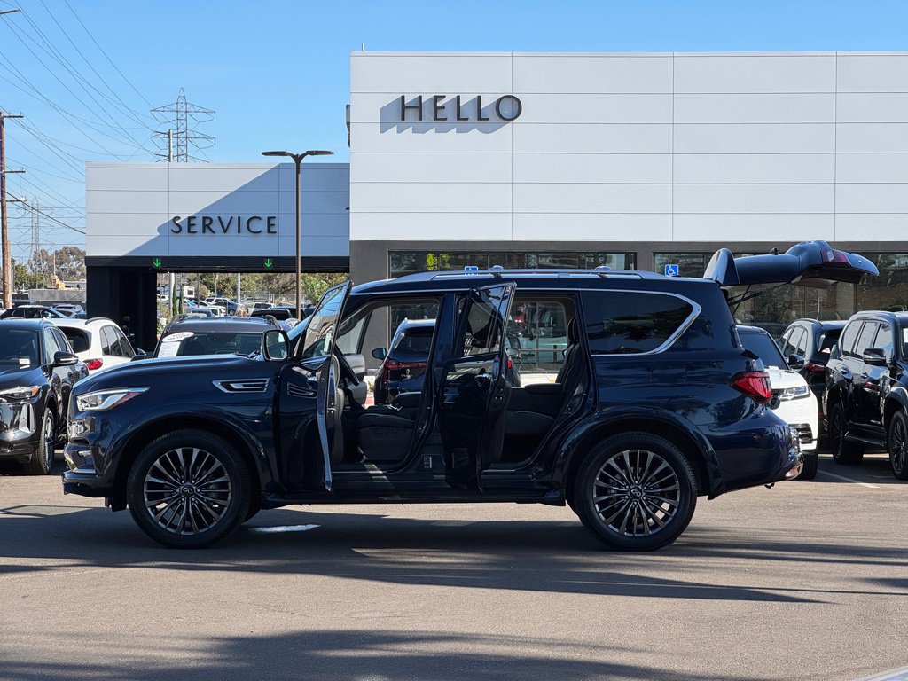 Used 2024 INFINITI QX80 Premium Select w/ Cargo Package AWD/4WD image 28