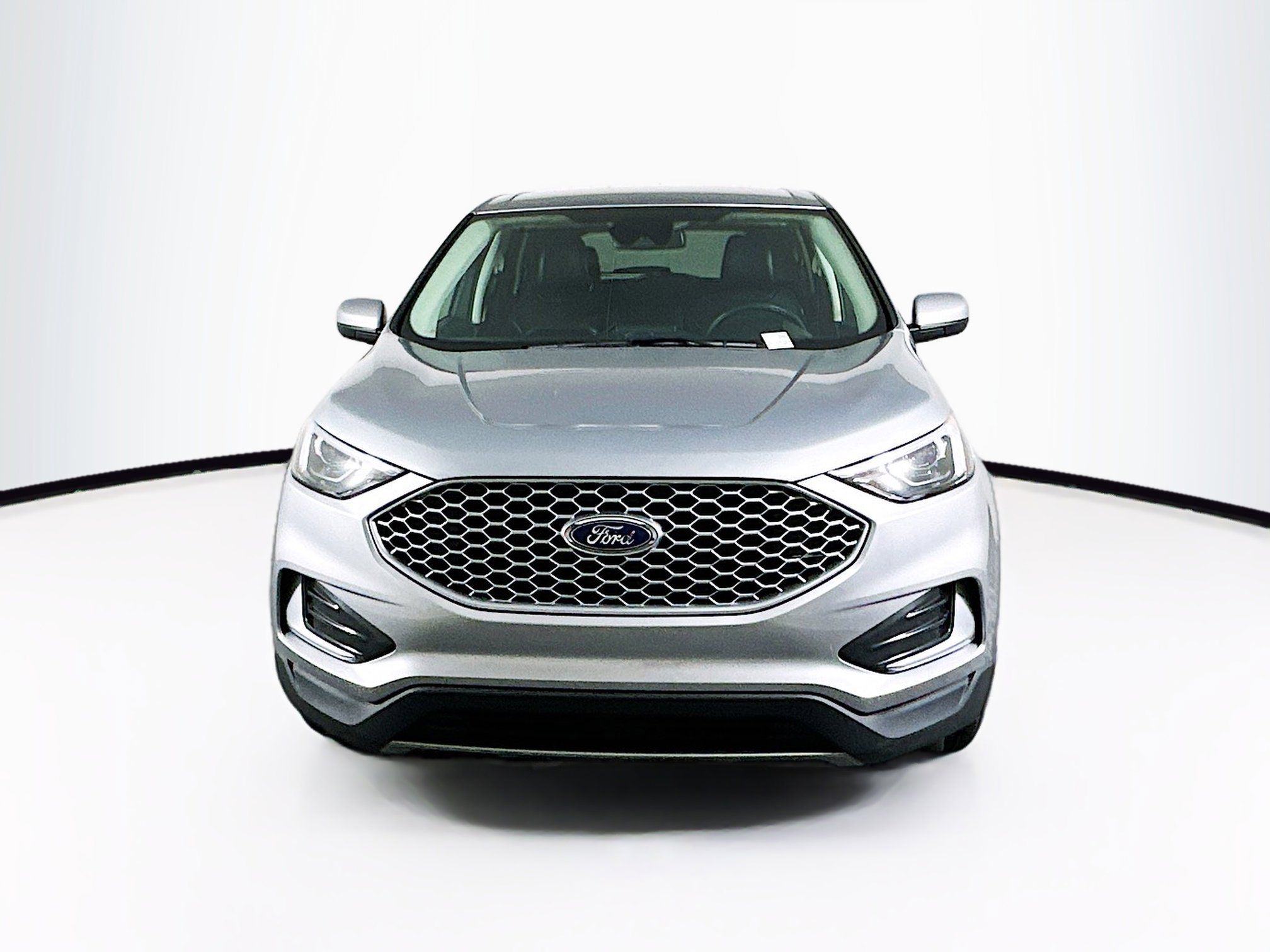 Used 2024 Ford Edge SEL image 2