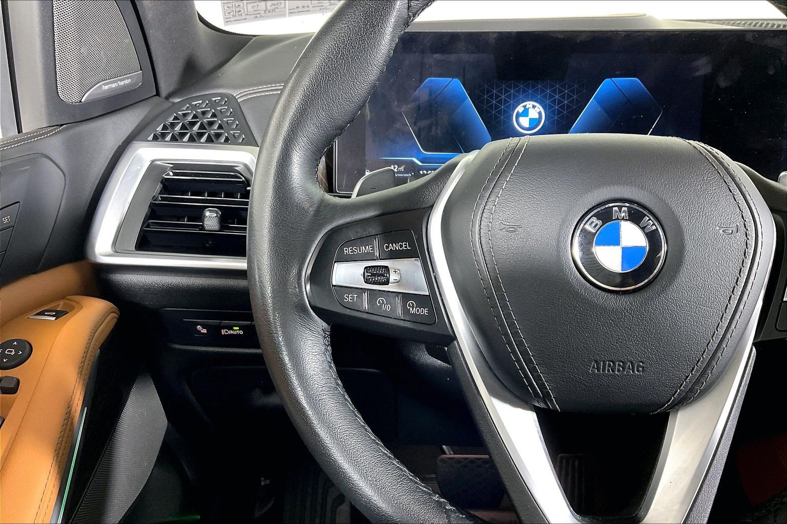 Certified 2025 BMW X5 xDrive40i w/ Premium Package AWD/4WD image 16