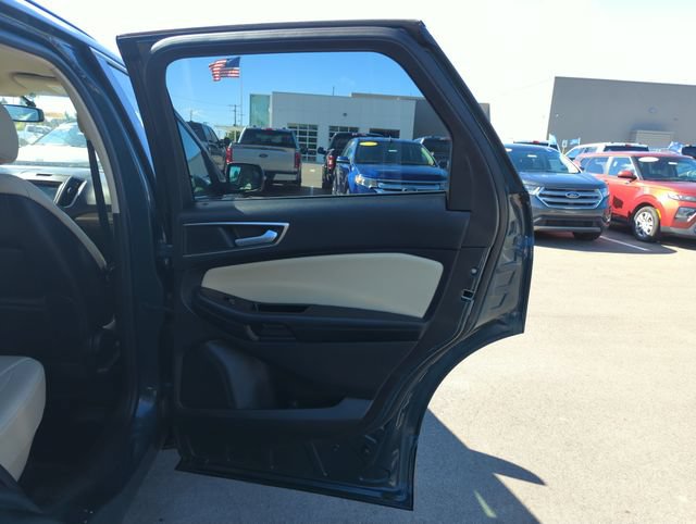 Used 2016 Ford Edge SEL w/ Equipment Group 201A FWD image 17