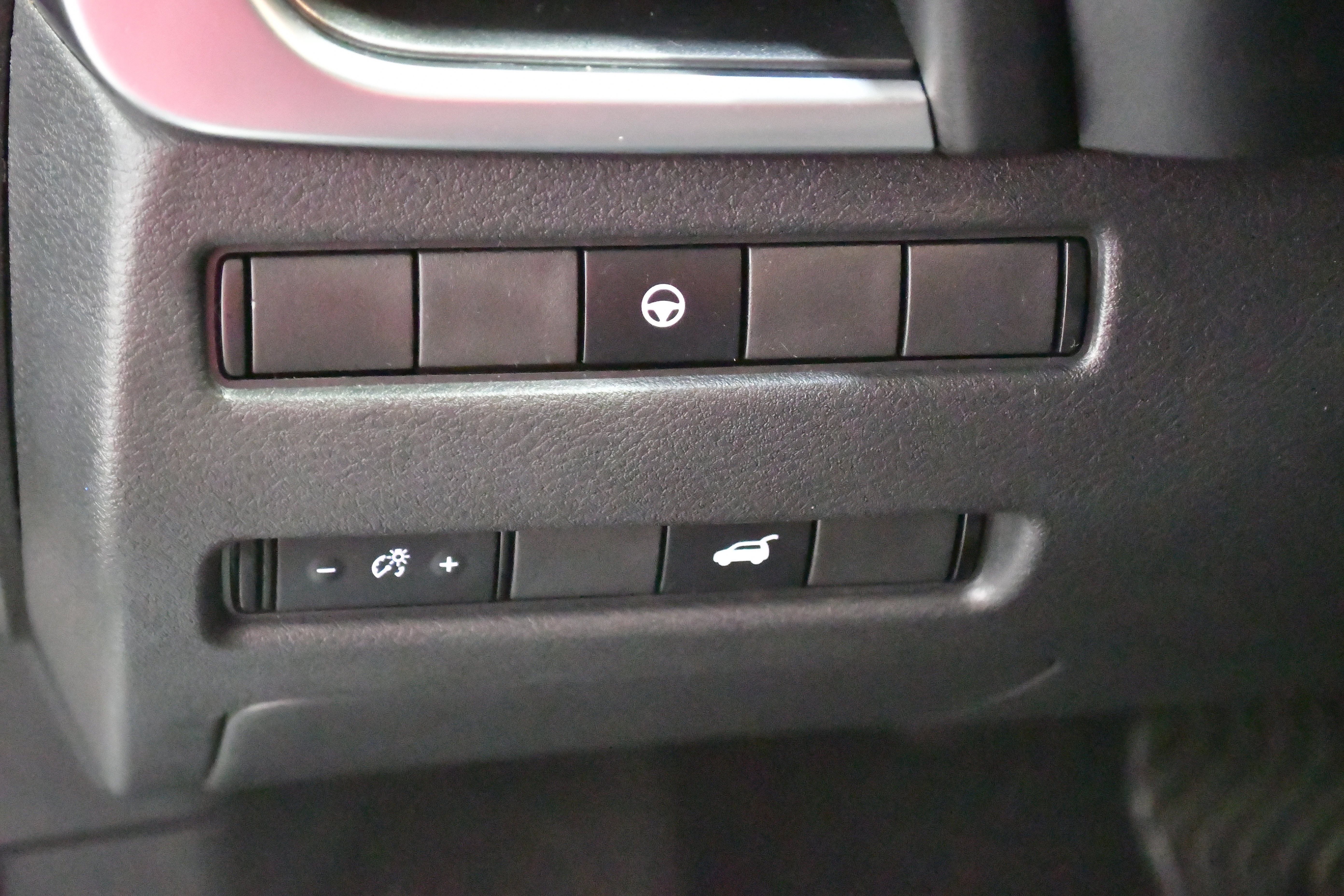 Used 2021 Nissan Rogue SV w/ Premium Package AWD/4WD image 16