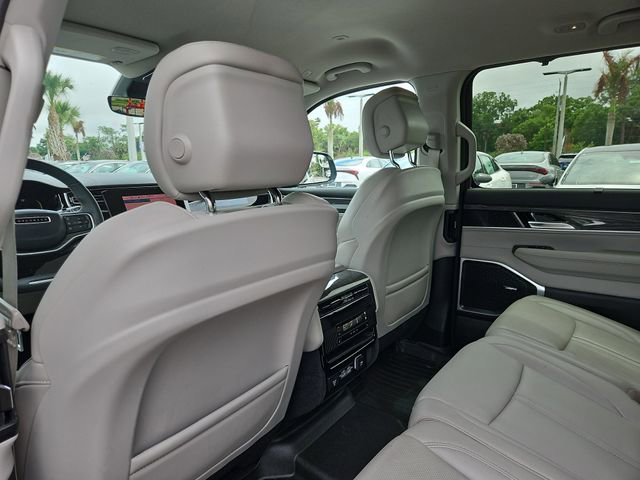 Used 2022 Jeep Wagoneer Series III w/ Convenience Group I RWD image 12