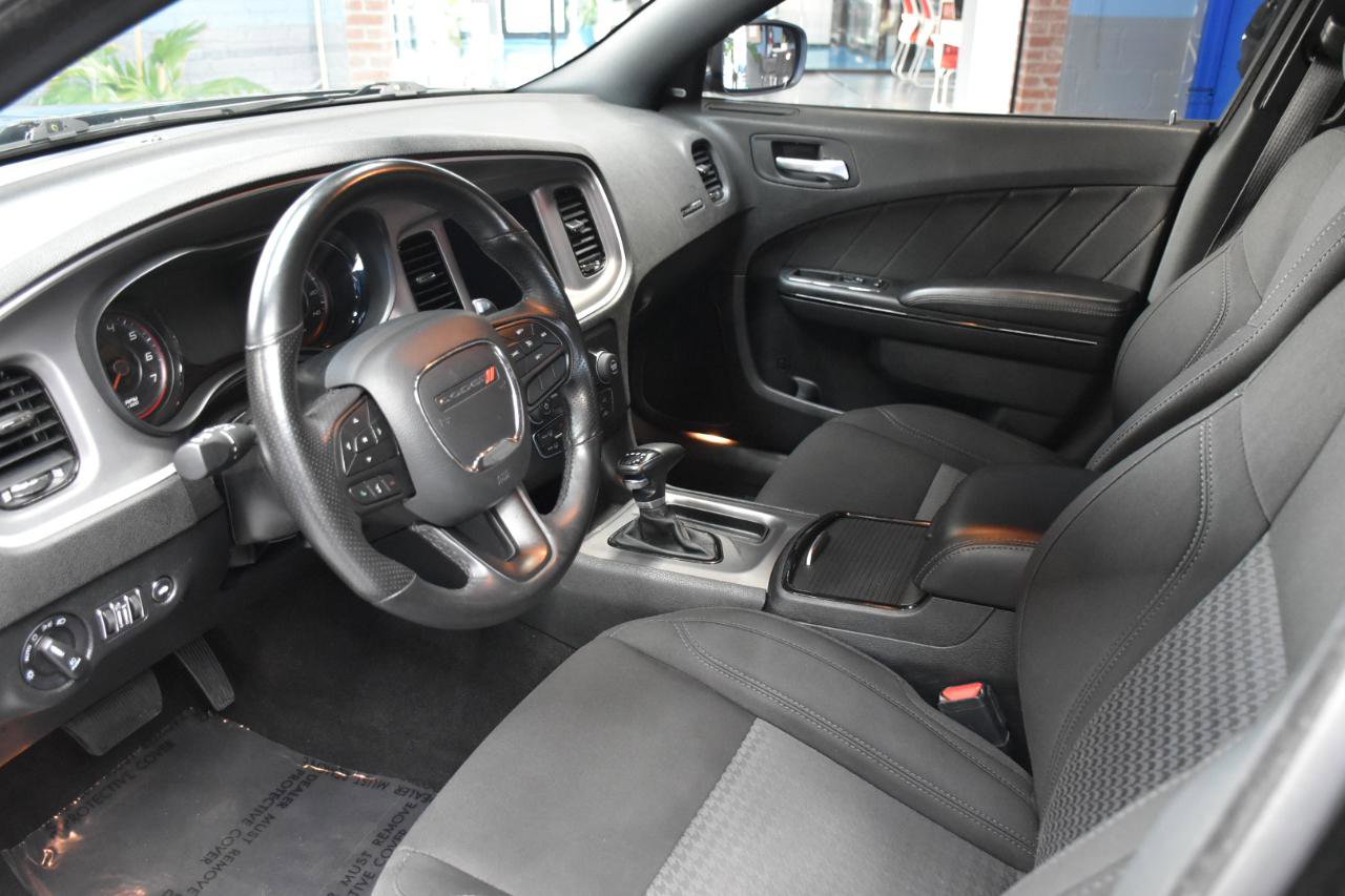 Used 2022 Dodge Charger SXT w/ Driver Convenience Group AWD/4WD image 21