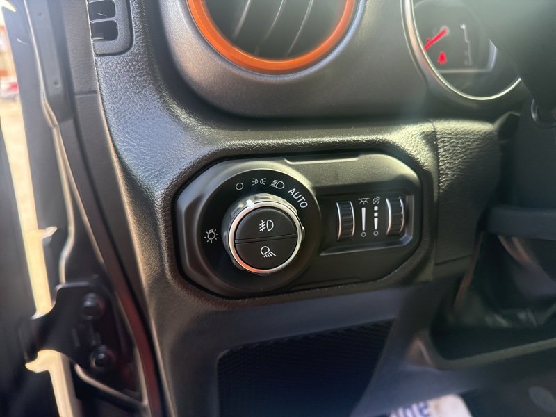 Used 2022 Jeep Gladiator Mojave w/ LED Lighting Group image 24