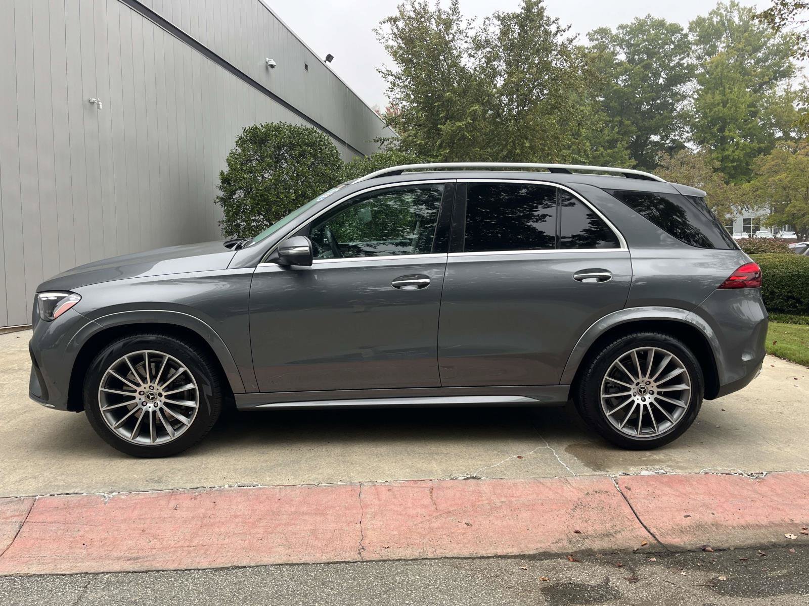 Certified 2025 Mercedes-Benz GLE 350 4MATIC image 15