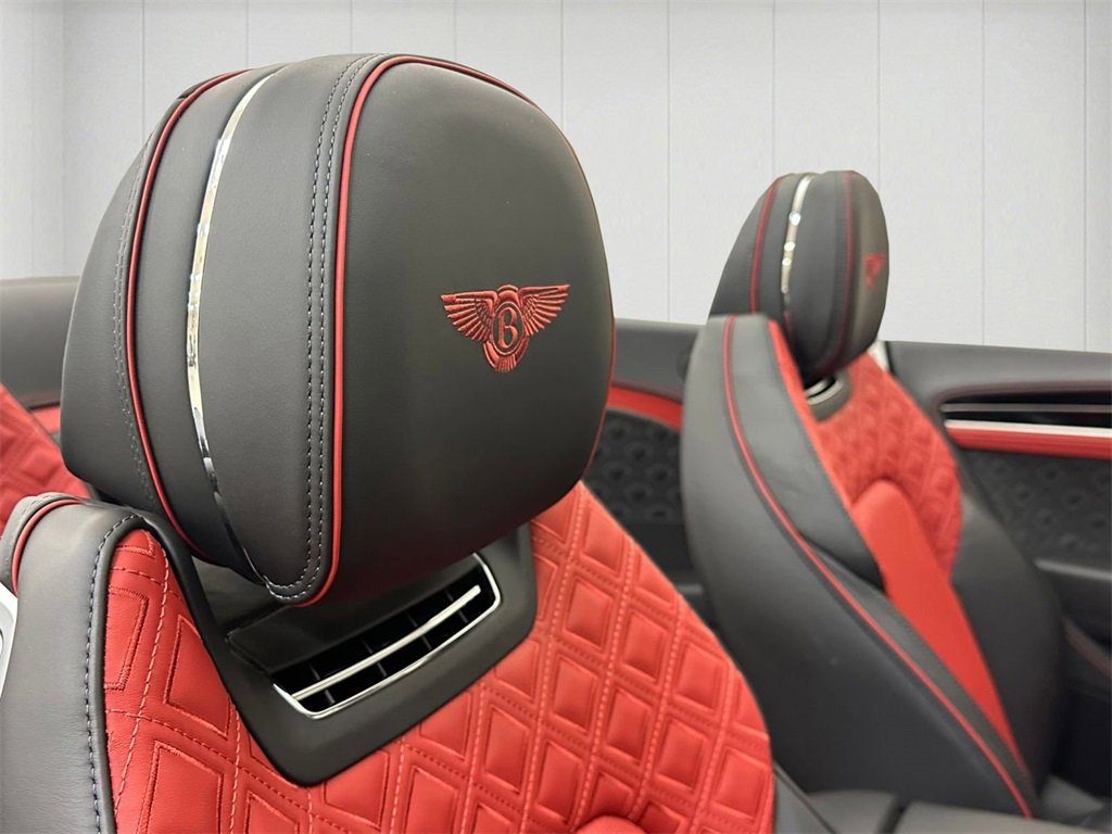 Used 2020 Bentley Continental GT image 38