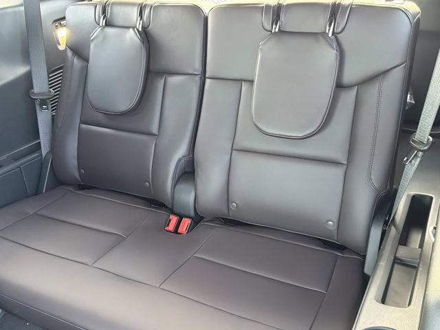 New 2026 Ford Explorer Platinum image 23