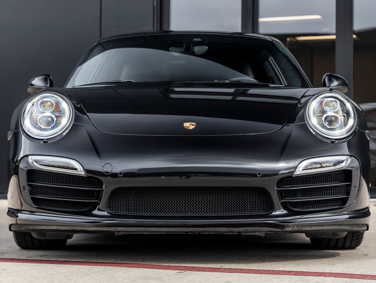 Certified 2014 Porsche 911 Turbo S image 8