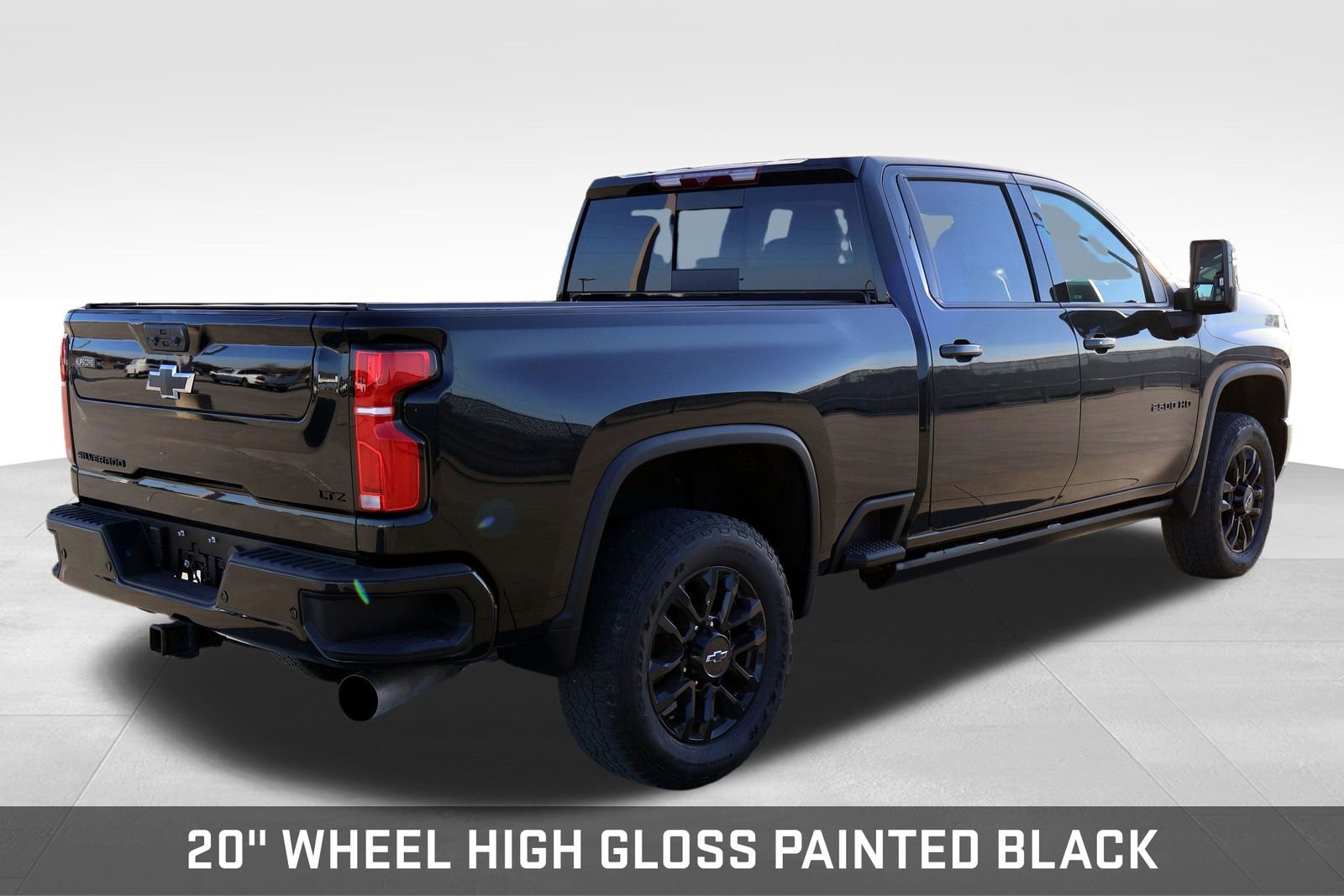 Used 2024 Chevrolet Silverado 2500 LTZ w/ LTZ Plus Package image 9