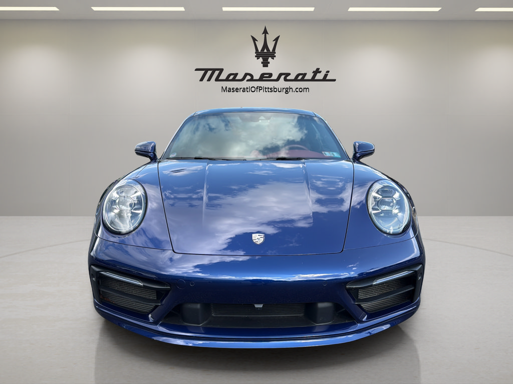 Used 2022 Porsche 911 Carrera RWD image 2