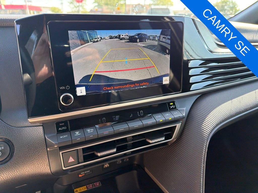Used 2025 Toyota Camry SE FWD image 16