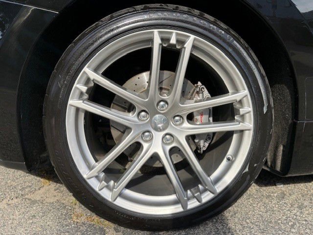 Used 2017 Maserati GranTurismo Sport RWD image 33
