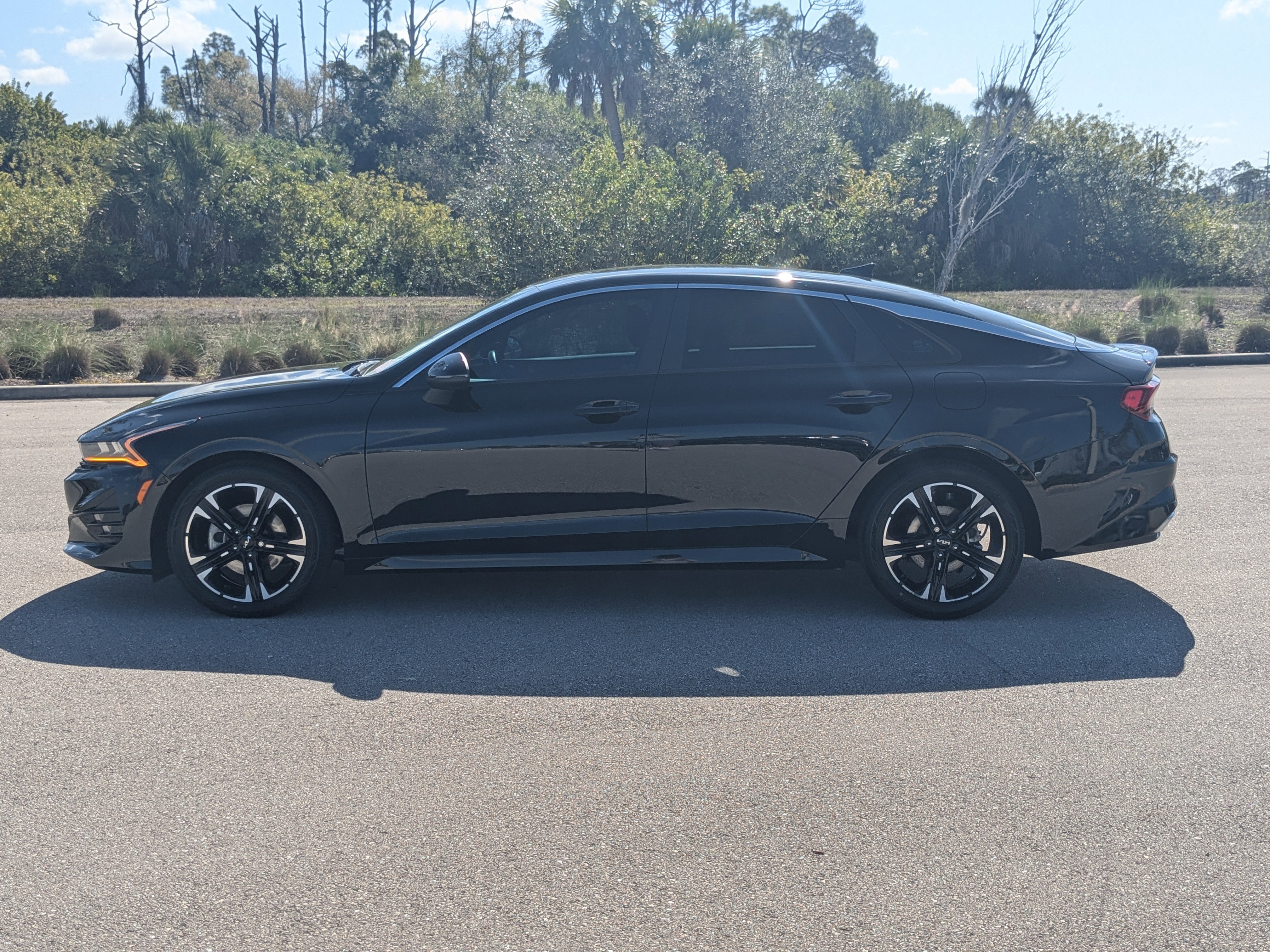 Used 2023 Kia K5 GT-Line w/ GT-Line Premium Package image 8