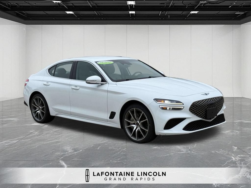 Used 2024 Genesis G70 2.5T AWD/4WD image 7