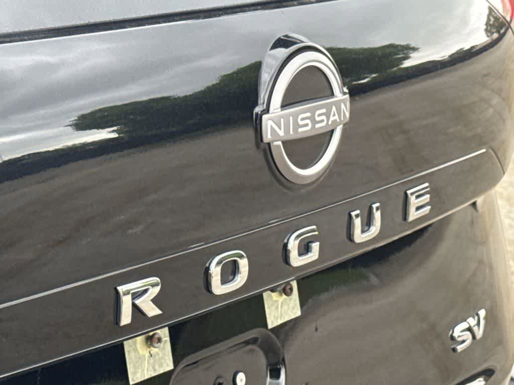 Used 2023 Nissan Rogue SV FWD image 10