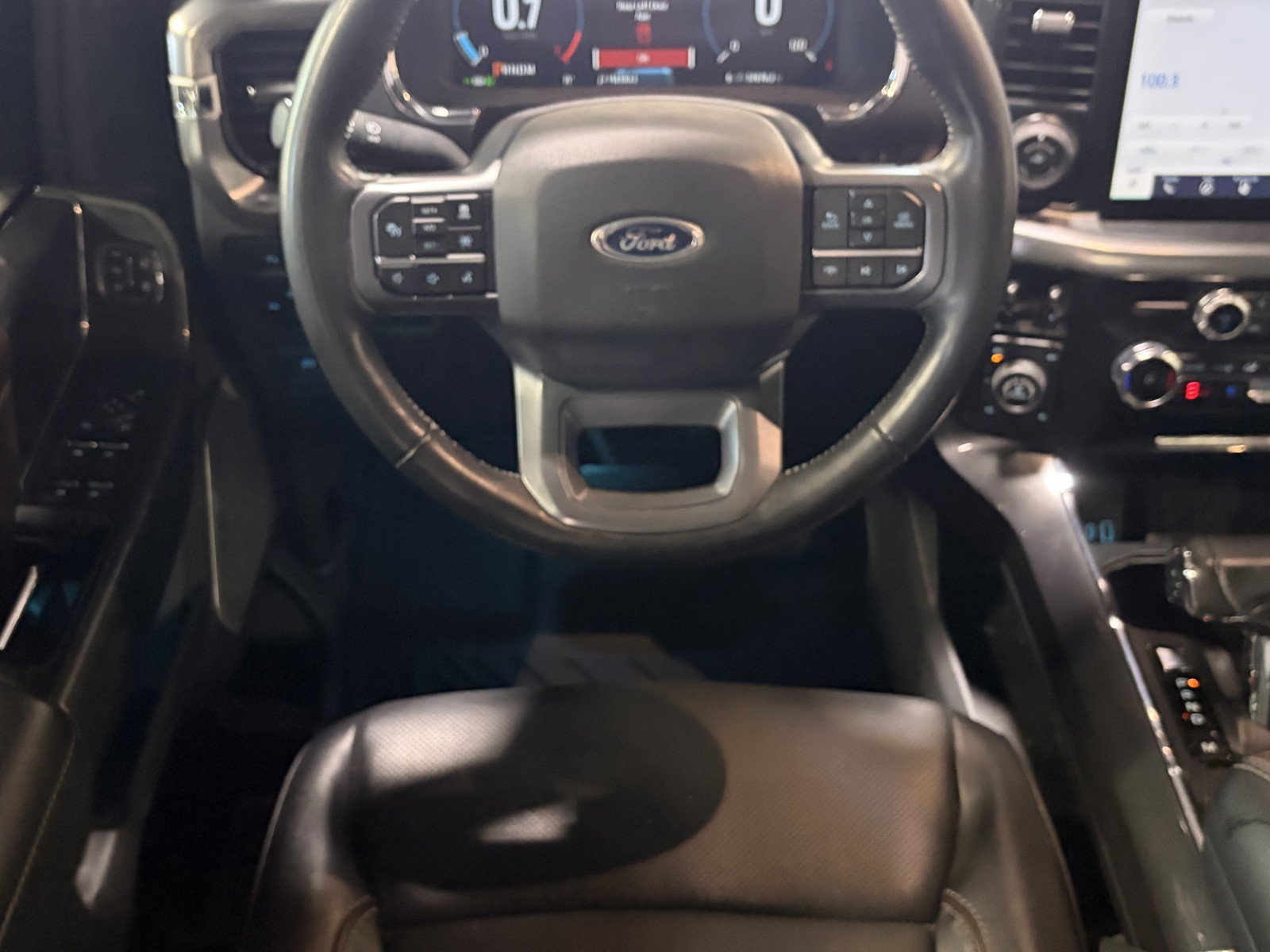 Used 2023 Ford F150 Lariat w/ Equipment Group 502A High AWD/4WD image 30