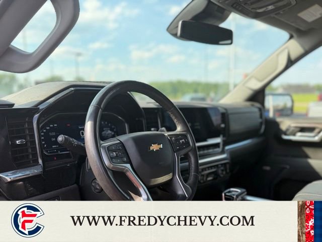 Used 2023 Chevrolet Silverado 1500 LTZ AWD/4WD image 9