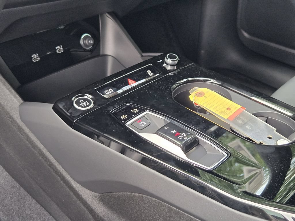 New 2027 Audi Q6 e-tron Premium Plus AWD/4WD image 25