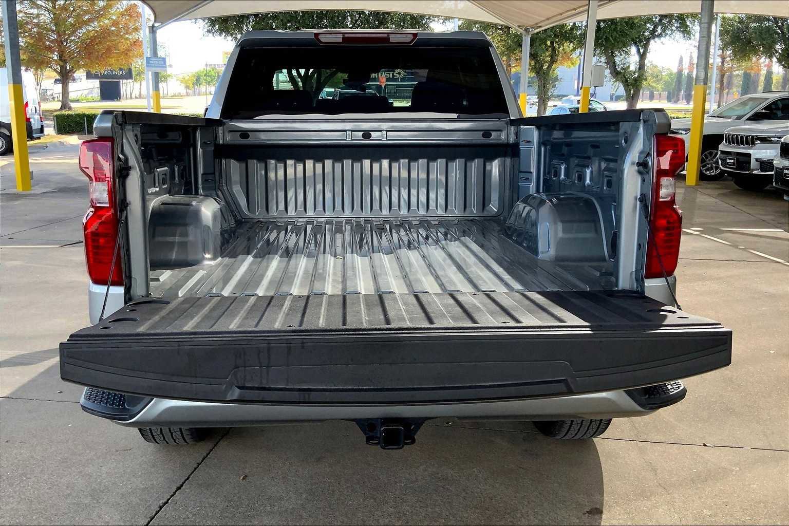 Certified 2025 Chevrolet Silverado 1500 Custom image 69