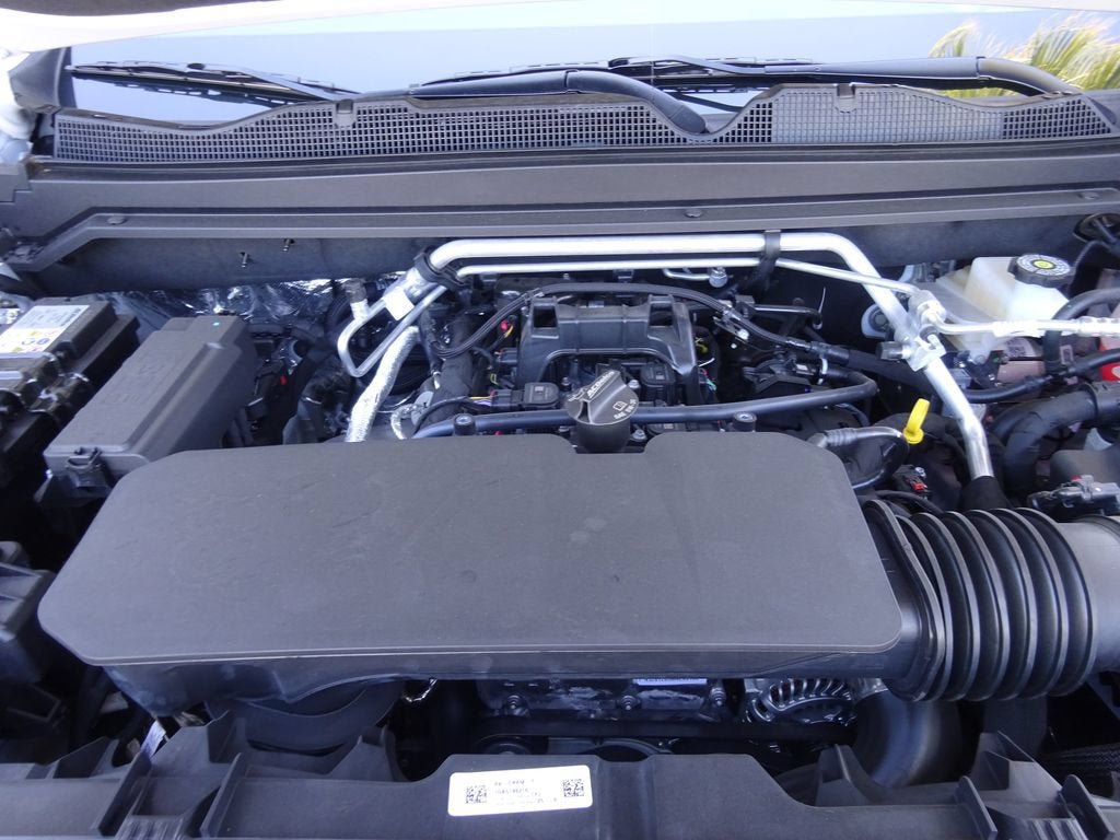 New 2026 Chevrolet Colorado ZR2 w/ Technology Package AWD/4WD image 11