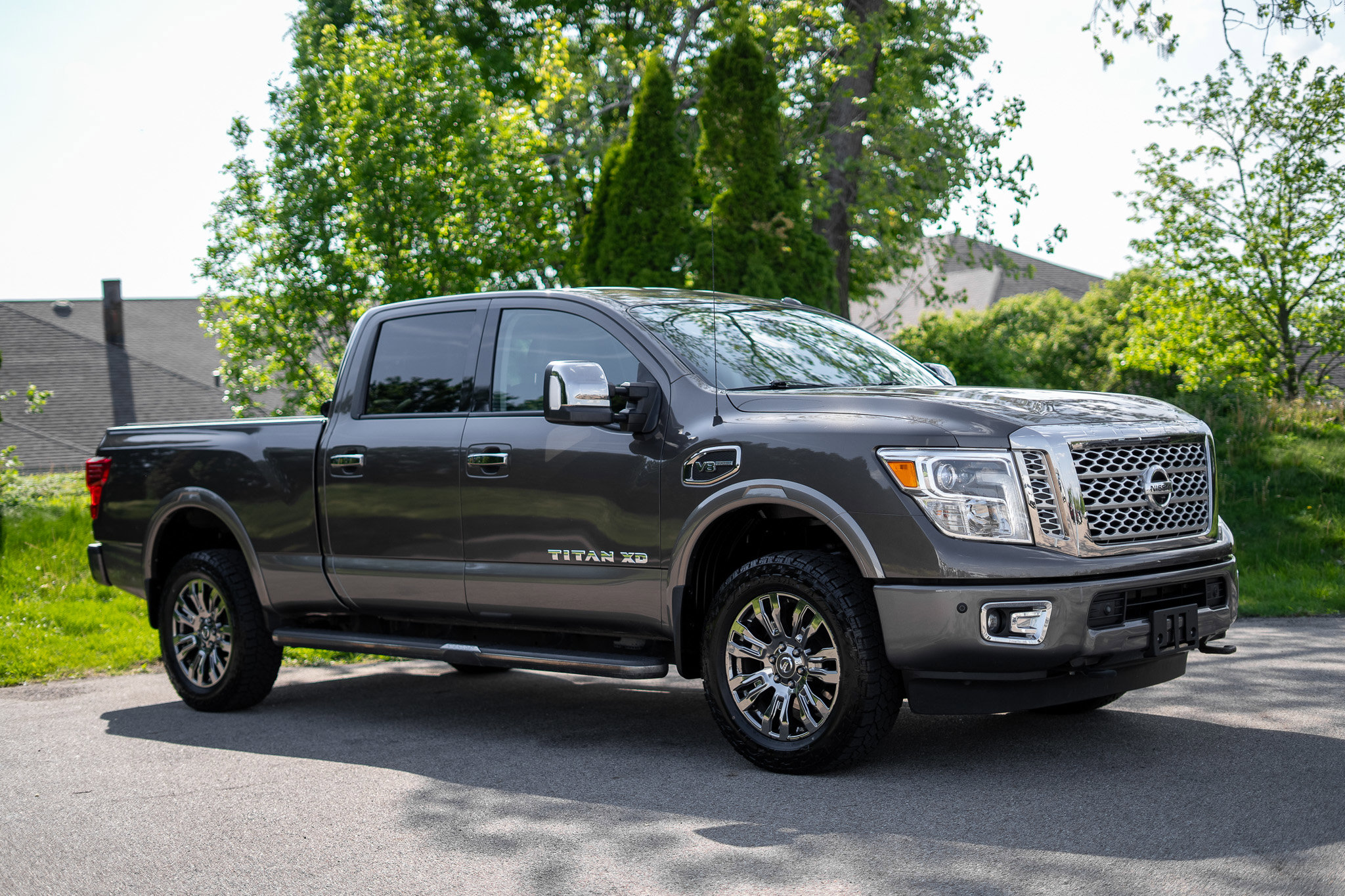 Used 2016 Nissan Titan Platinum Reserve AWD/4WD image 3