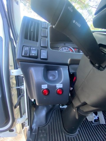 Used 2024 Isuzu NPR image 23