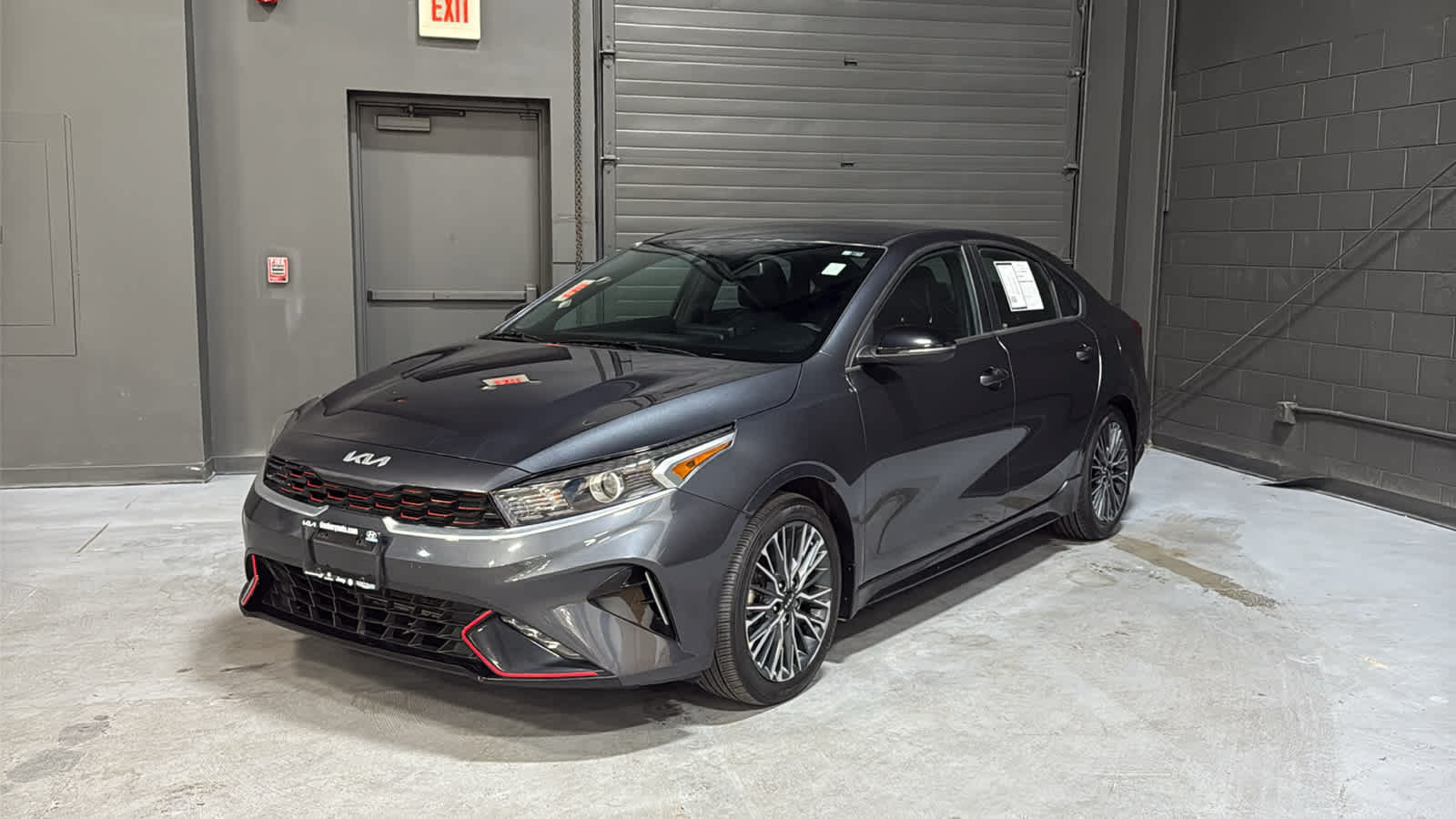 Used 2023 Kia Forte GT-Line FWD image 3