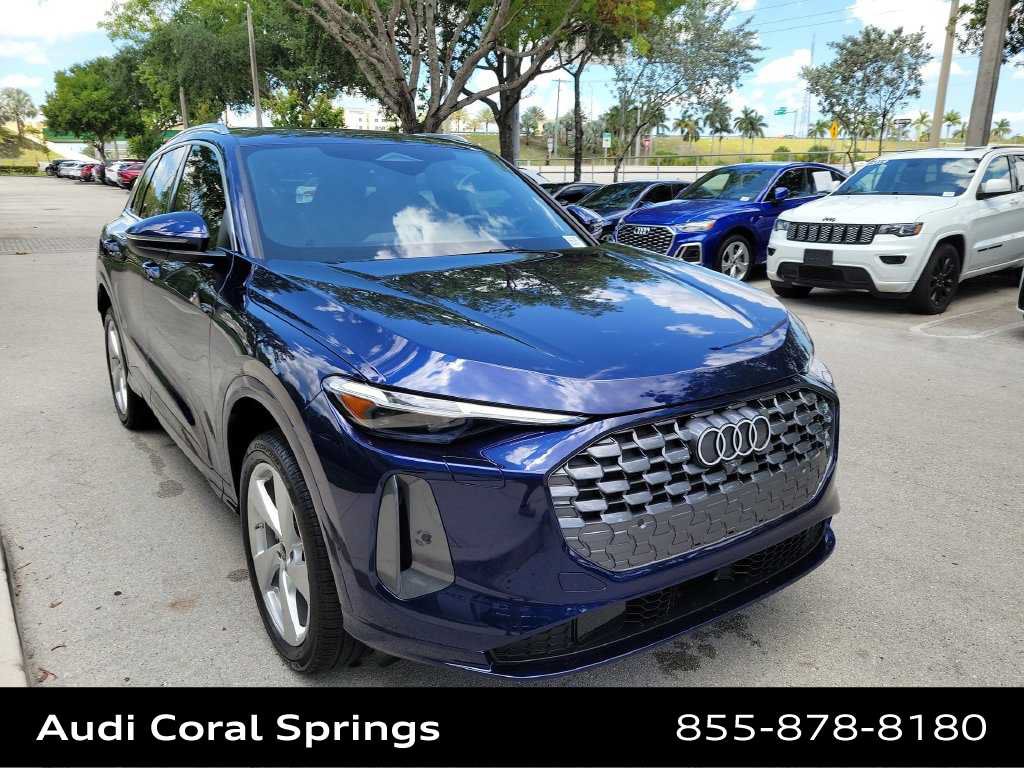 Certified 2025 Audi Q5 Premium w/ Premium Plus AWD/4WD image 2