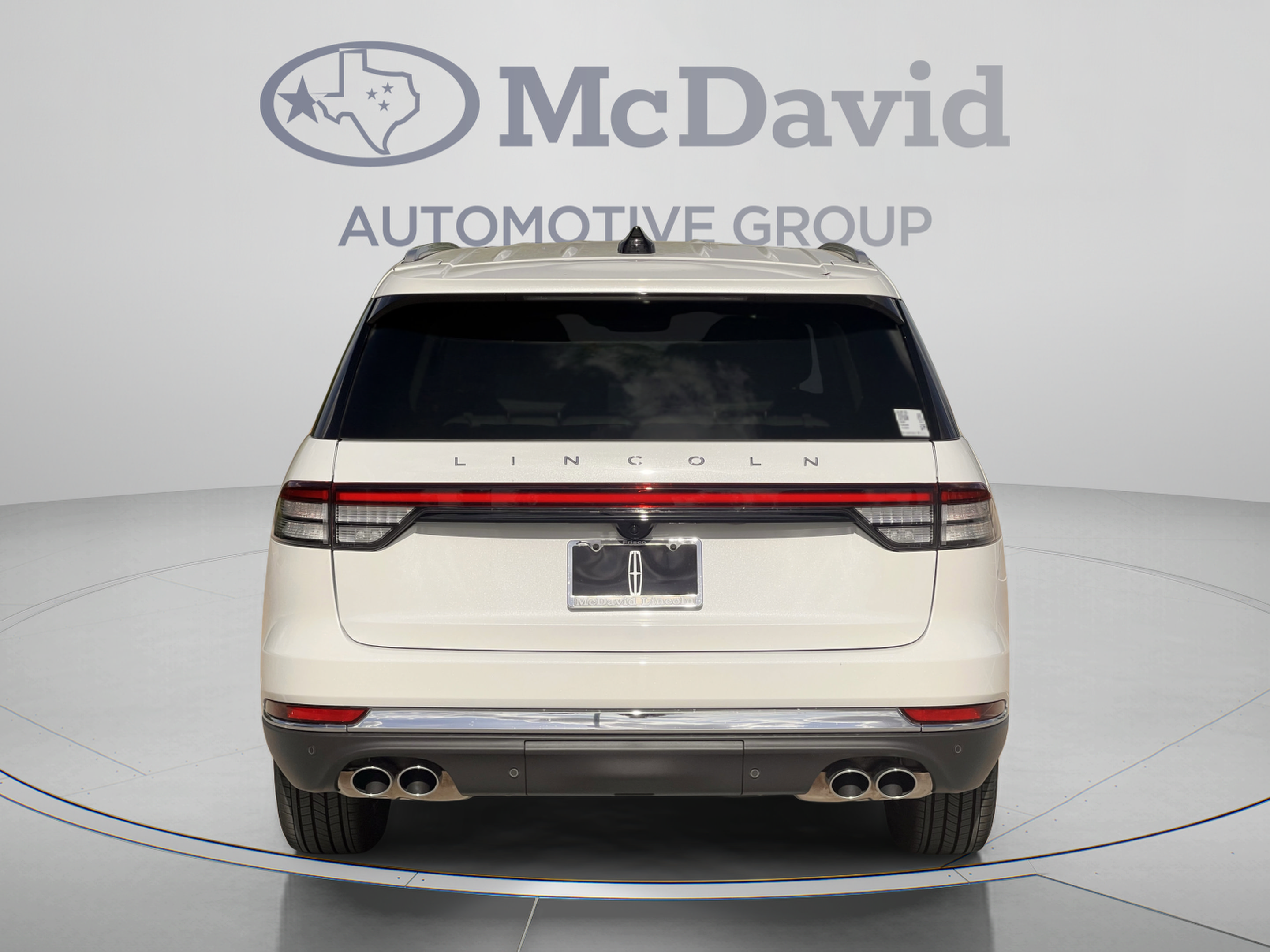 Used 2026 Lincoln Aviator 2WD image 5