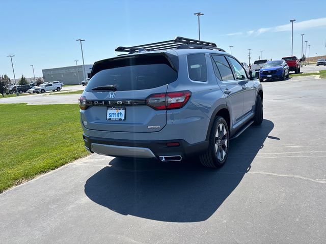 New 2026 Honda Pilot Touring image 3