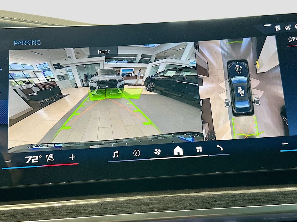 New 2026 BMW i7 M70 AWD/4WD image 12