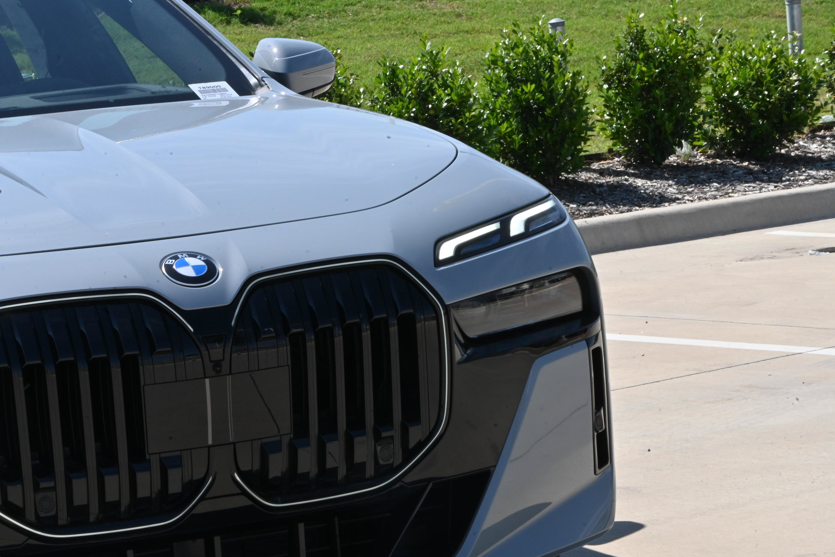 New 2026 BMW 740i xDrive AWD/4WD image 8