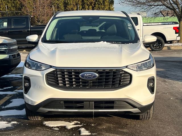 New 2026 Ford Escape SE FWD image 2