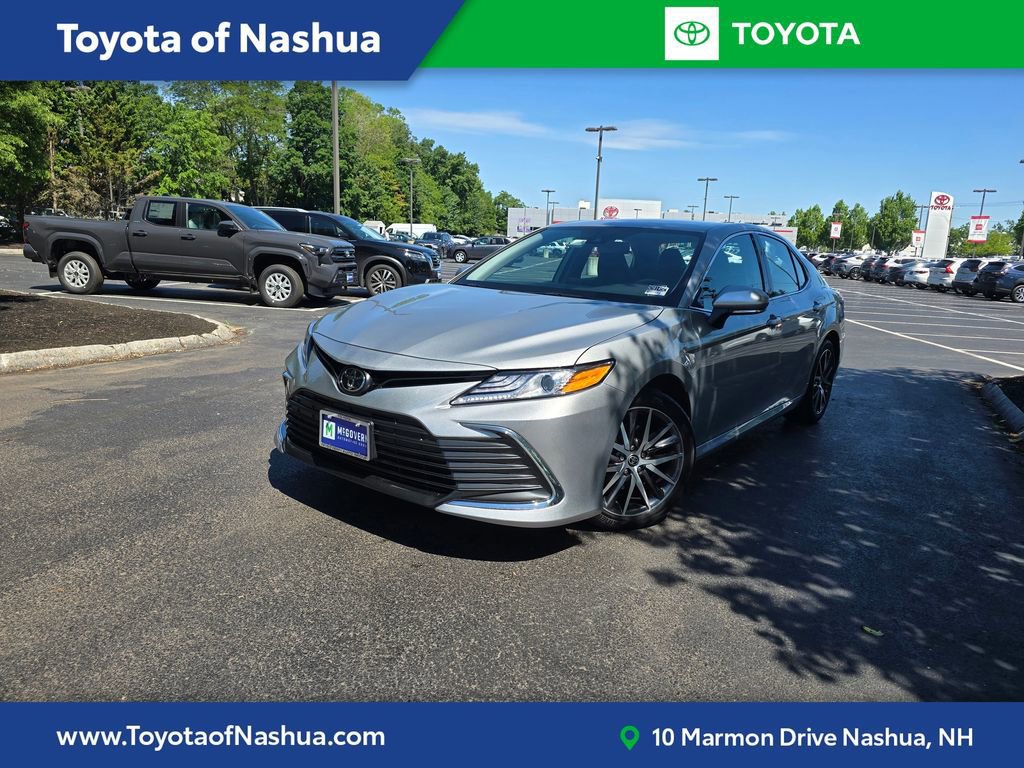 Used 2024 Toyota Camry XLE w/ Cold Weather Package AWD/4WD image 1
