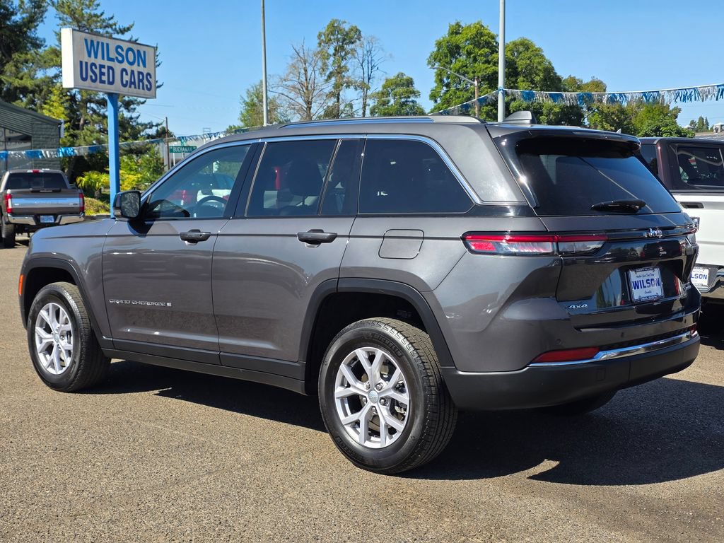 Used 2022 Jeep Grand Cherokee Limited AWD/4WD image 2