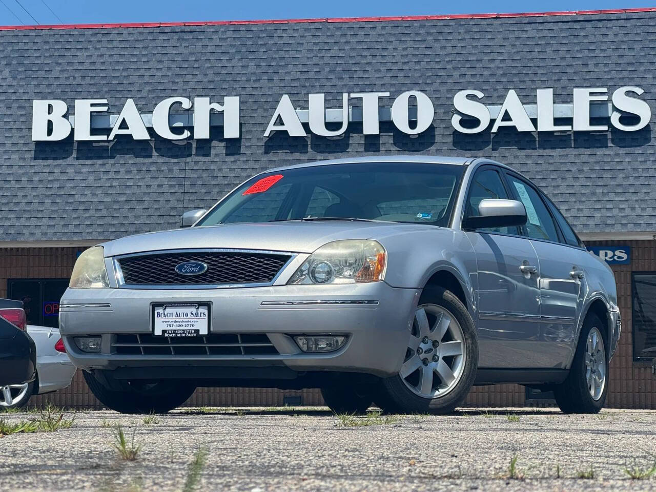 Used 2005 Ford Five Hundred SEL FWD image 1